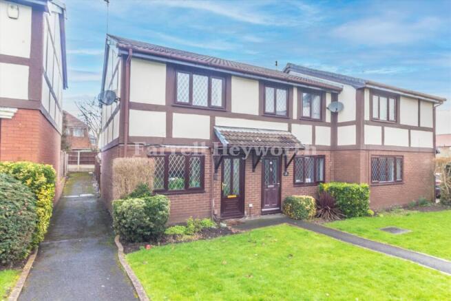 2 bed property, in Dalkeith Avenue, £105,000