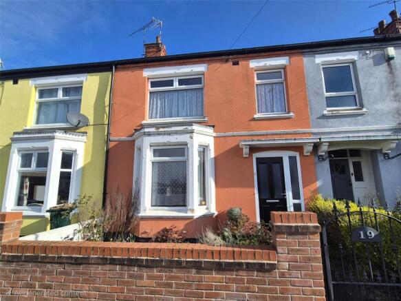3 bed property, in Dawson Road, £180,000