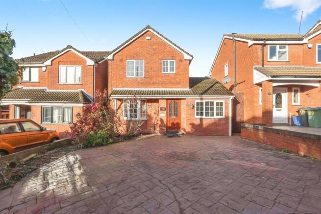3 bed property, in Waterfall Lane, £250,000