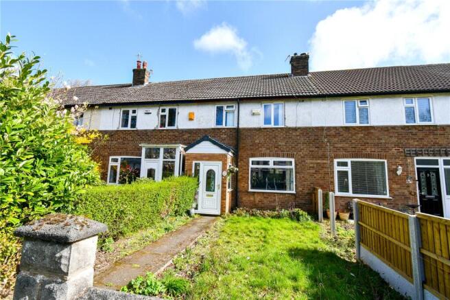 3 bed property, in Eastham Village Road, £220,000