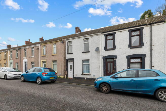 3 bed property, in Watkin Street, £120,000