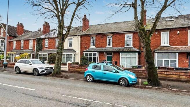 2 bed property, in Burton Road, £150,000