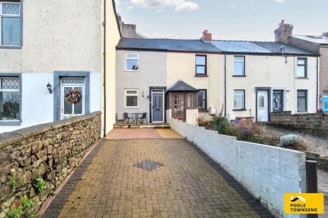 2 bed property, in Fell Croft, £120,000