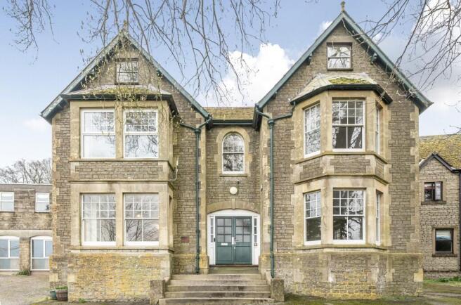 10 bed property, in Bruton, £2,000,000
