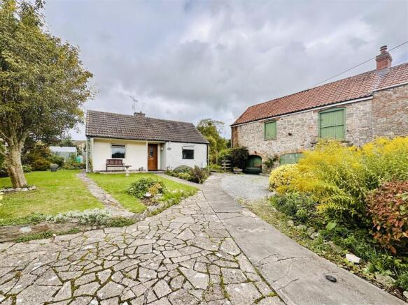 3 bed property, in Cathay Lane, £475,000