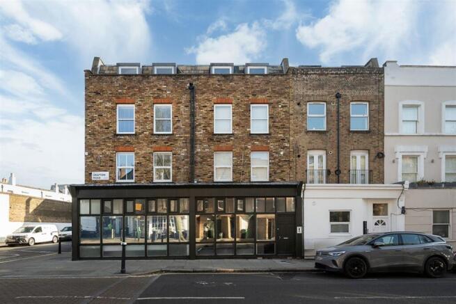 1 bed property, in Grafton Road, £495,000