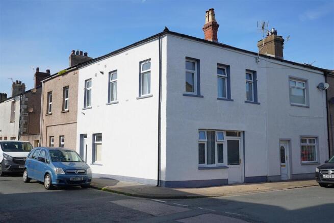1 bed property, in Newton Street, £114,995