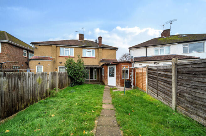 3 bed property, in Bellamy Drive, £525,000