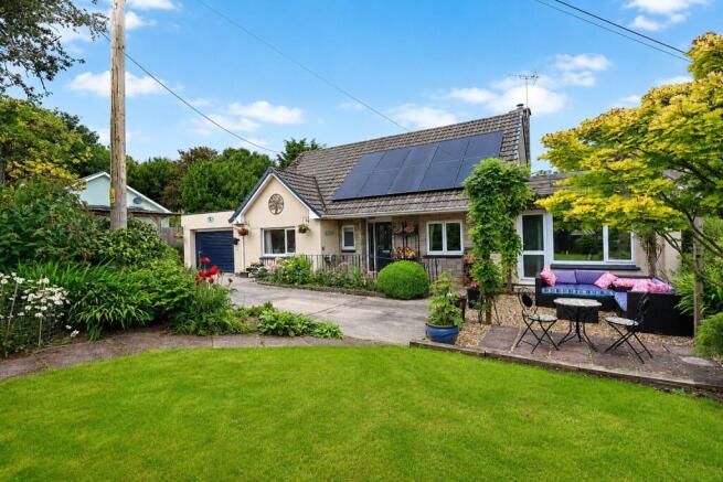 4 bed property, in Chawleigh, £500,000