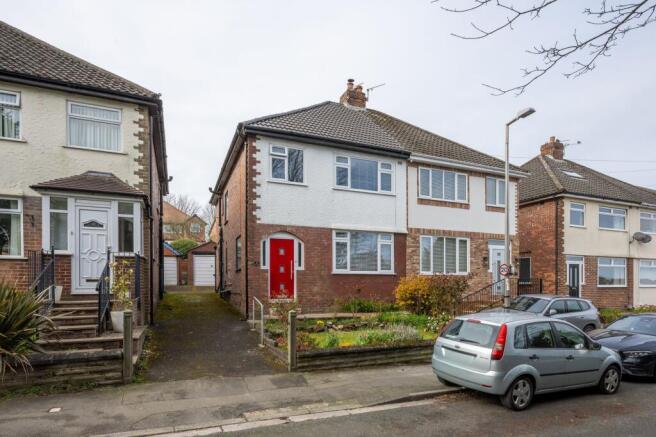 3 bed property, in Bebles Road, £245,000