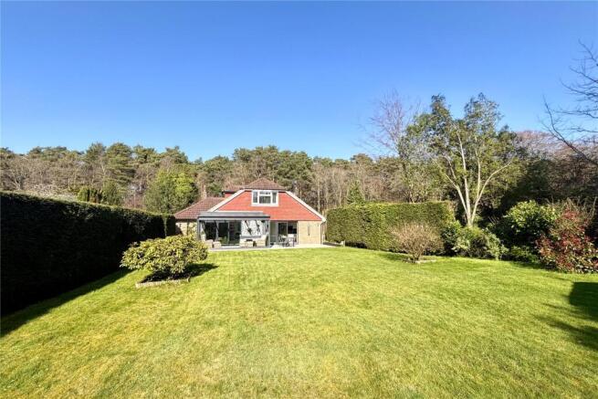 4 bed property, in Headley Down, £925,000