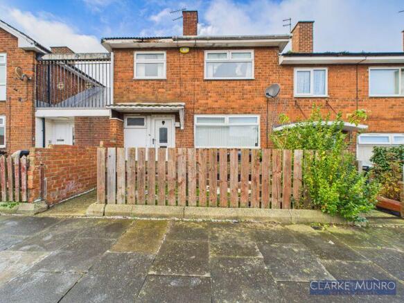 3 bed property, in Fosdyke Green, £75,000