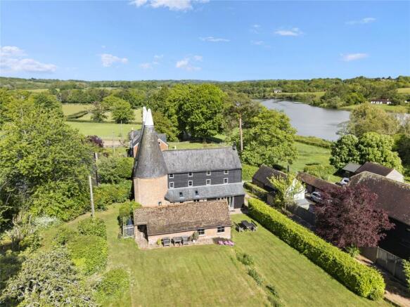 5 bed property, in Claphatch Lane, £1,850,000