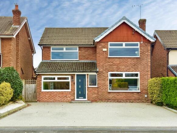 4 bed property, in Melbourne Road, £550,000