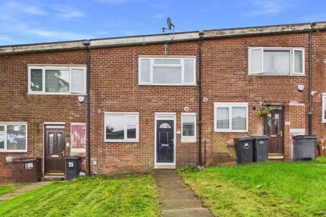 3 bed property, in Ironside Road, £118,000