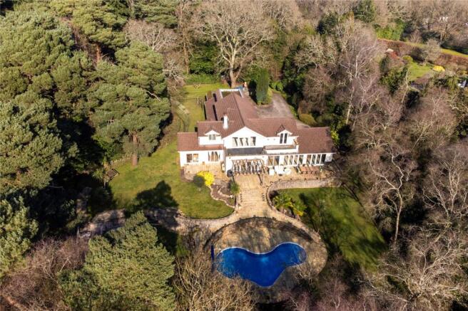 3 bed property, in Keepers Lane, £1,750,000