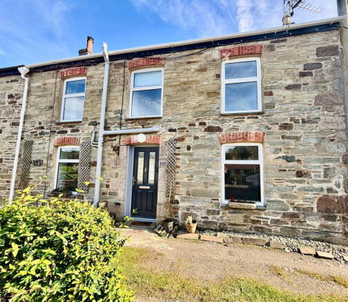 2 bed property, in Rosemundy, £299,950