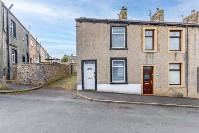 3 bed property, in Derby Street, £179,950