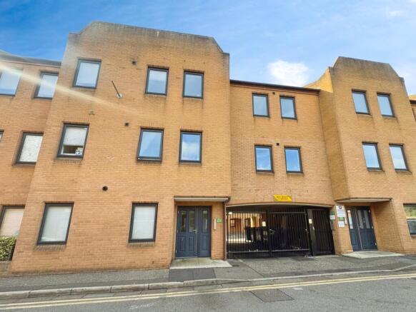 1 bed property, in Central Court, £490,000
