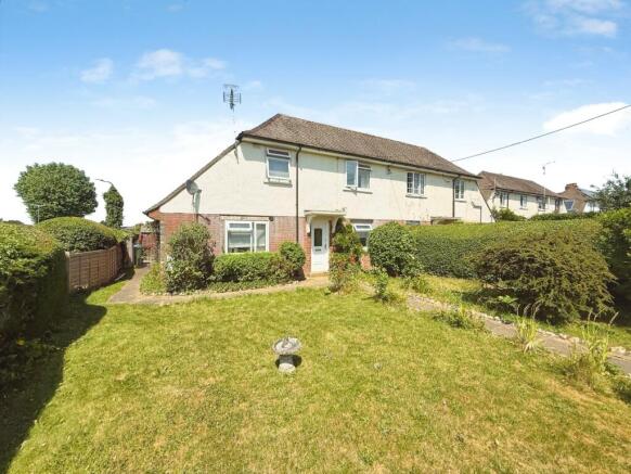 4 bed property, in Sele Gardens, £400,000