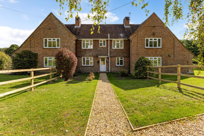 2 bed property, in Hay Place Lane, £395,000