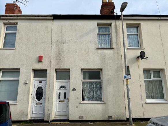 2 bed property, in Harrison Street, £67,500