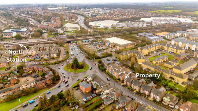 1 bed property, in North Station Road, £130,000