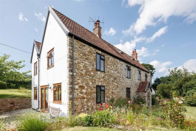 3 bed property, in Yarcombe, £650,000