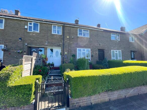 3 bed property, in The Clough, £230,000