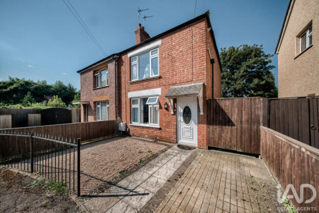 2 bed property, in Bridgeman Road, £195,000