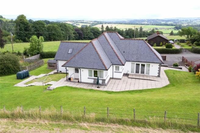 4 bed property, in Skipsfield House, £595,000