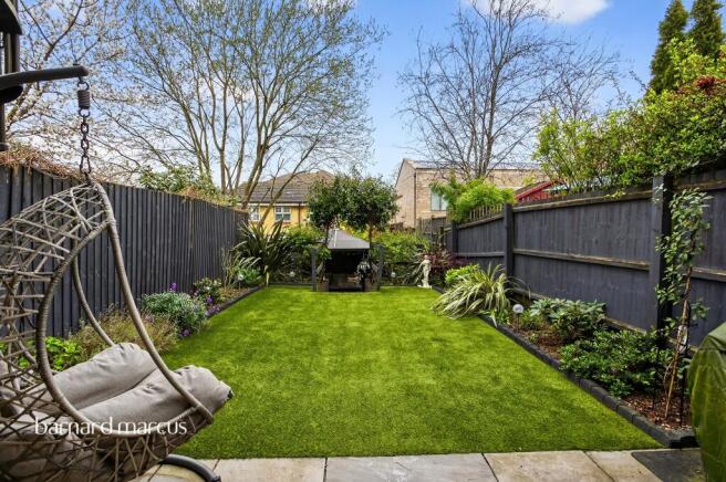 4 bed property, in Osier Crescent, £1,000,000