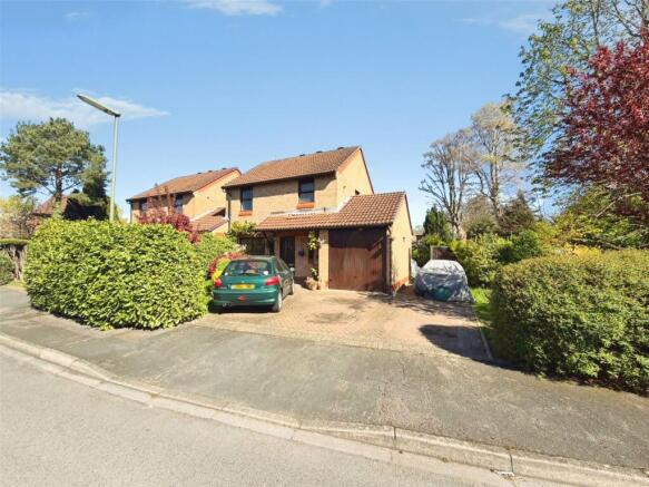 3 bed property, in Cardingham, £435,000