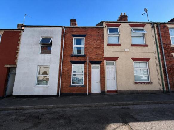 3 bed property, in 5 George Street, £40,000