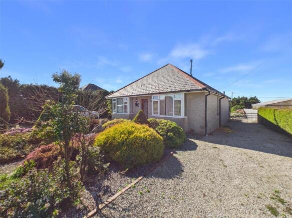 3 bed property, in Folly Gate, £375,000