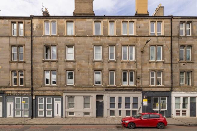3 bed property, in PF2, £245,000