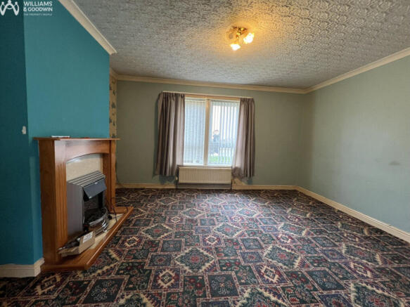 3 bed property, in Ucheldre, £120,000