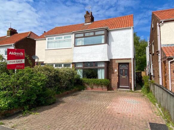3 bed property, in Burgh Road, £220,000
