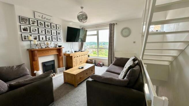 4 bed property, in Bembrook Road, £320,000