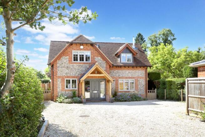 4 bed property, in Mulberry Croft, £2,250,000