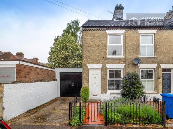 Land, in Waldeck Road, £325,000