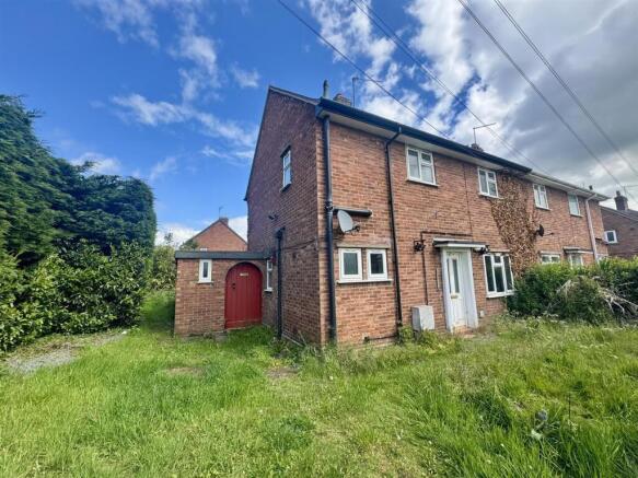 3 bed property, in Lowe Hill Gardens, £100,000