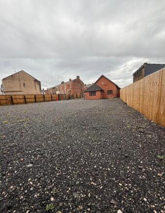 3 bed property, in 1 St. James close, £248,000