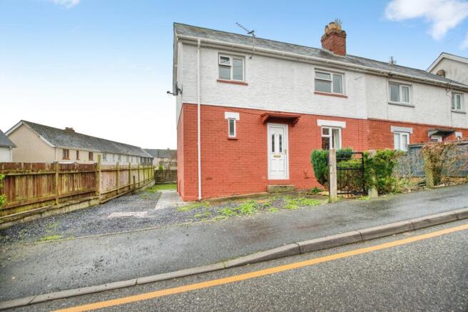 3 bed property, in Ferrar Street, £140,000