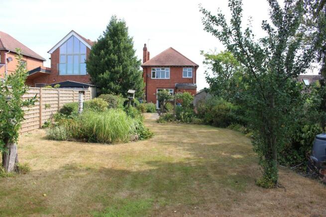 3 bed property, in Chellaston Lane, £375,000