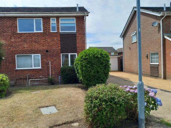 3 bed property, in Angela Road, £250,000