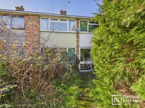3 bed property, in Moat Edge Gardens, £425,000