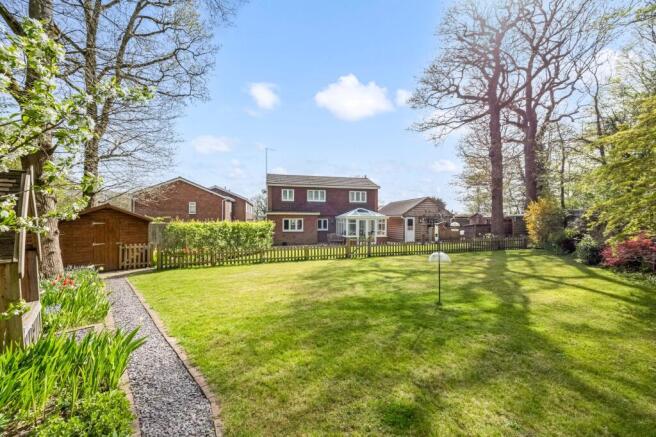 3 bed property, in Cape Copse, £650,000