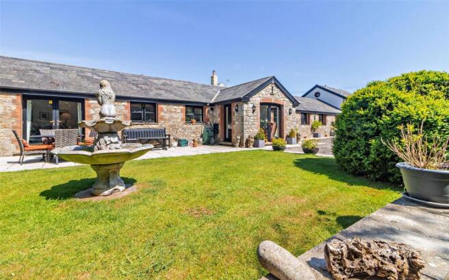 5 bed property, in Monknash, £1,800,000