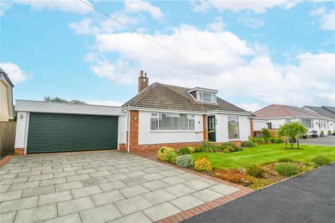 4 bed property, in Wheatland Road, £575,000